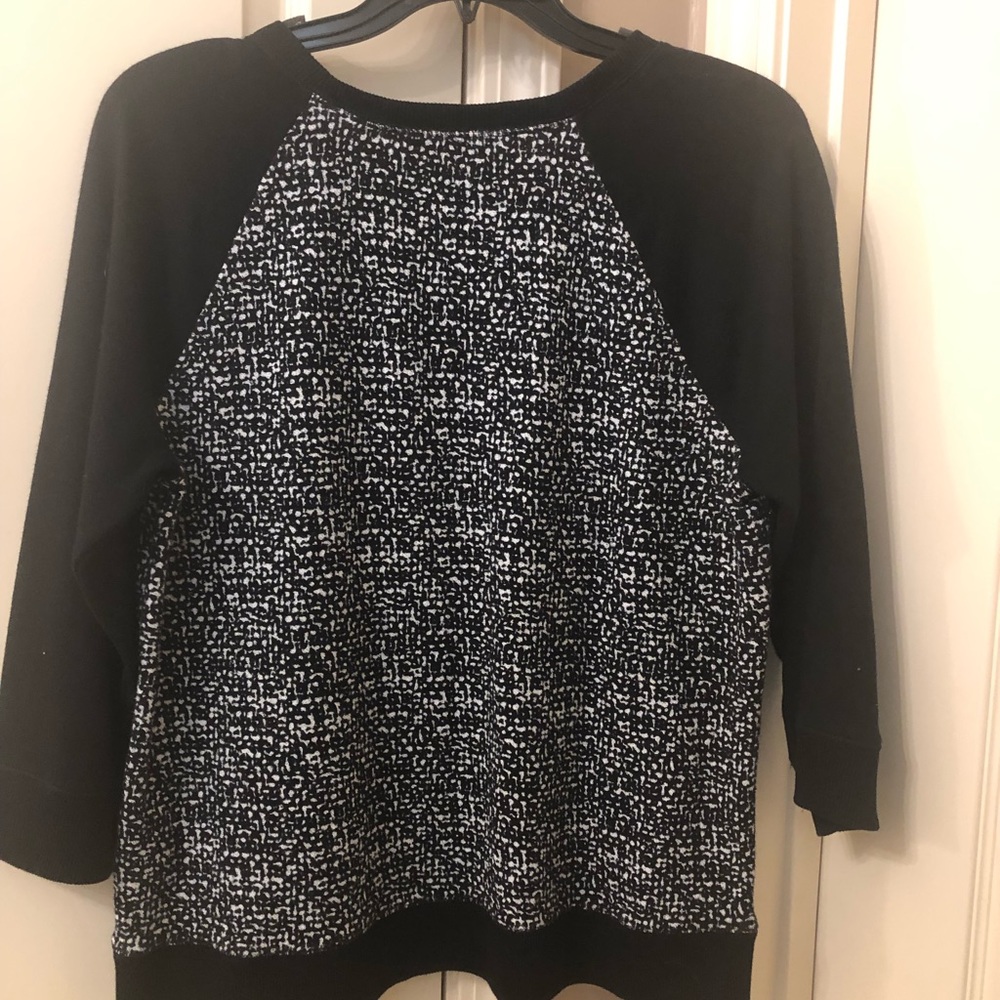 Black and white Jones New York Sweater